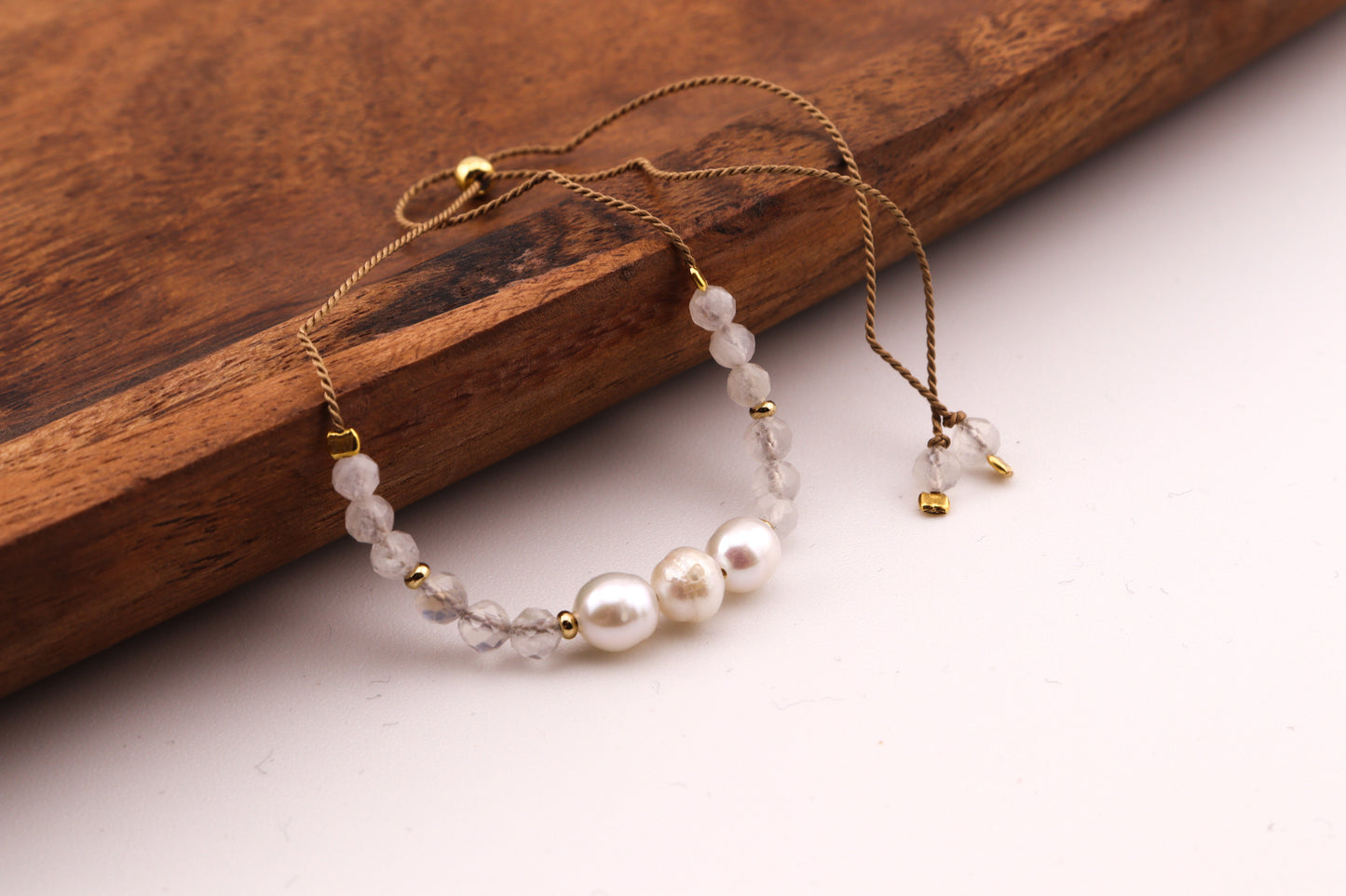 BRANSOLETKA Z PERŁĄ I KAMIENIEM KSIĘŻYCOWYM