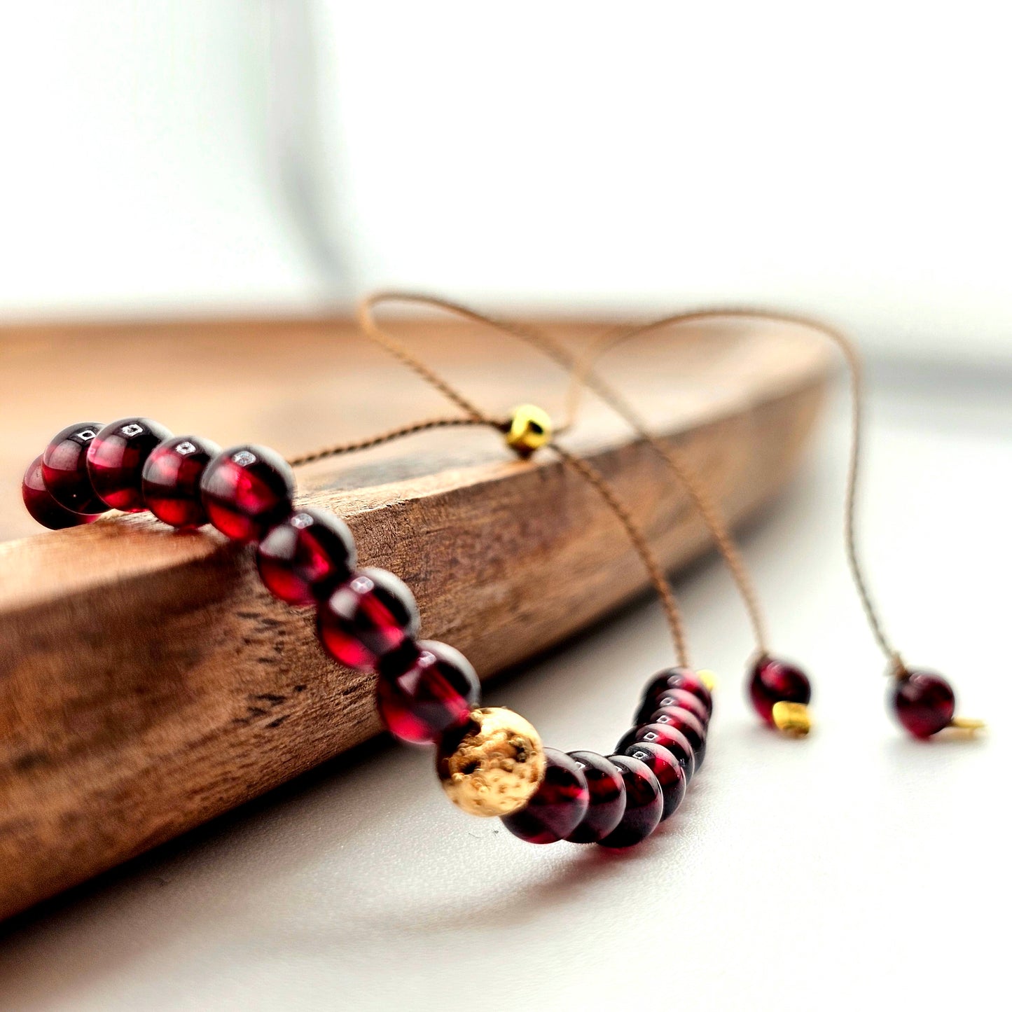 GRANAT - bransoletka urodzeniowa STYCZEŃ