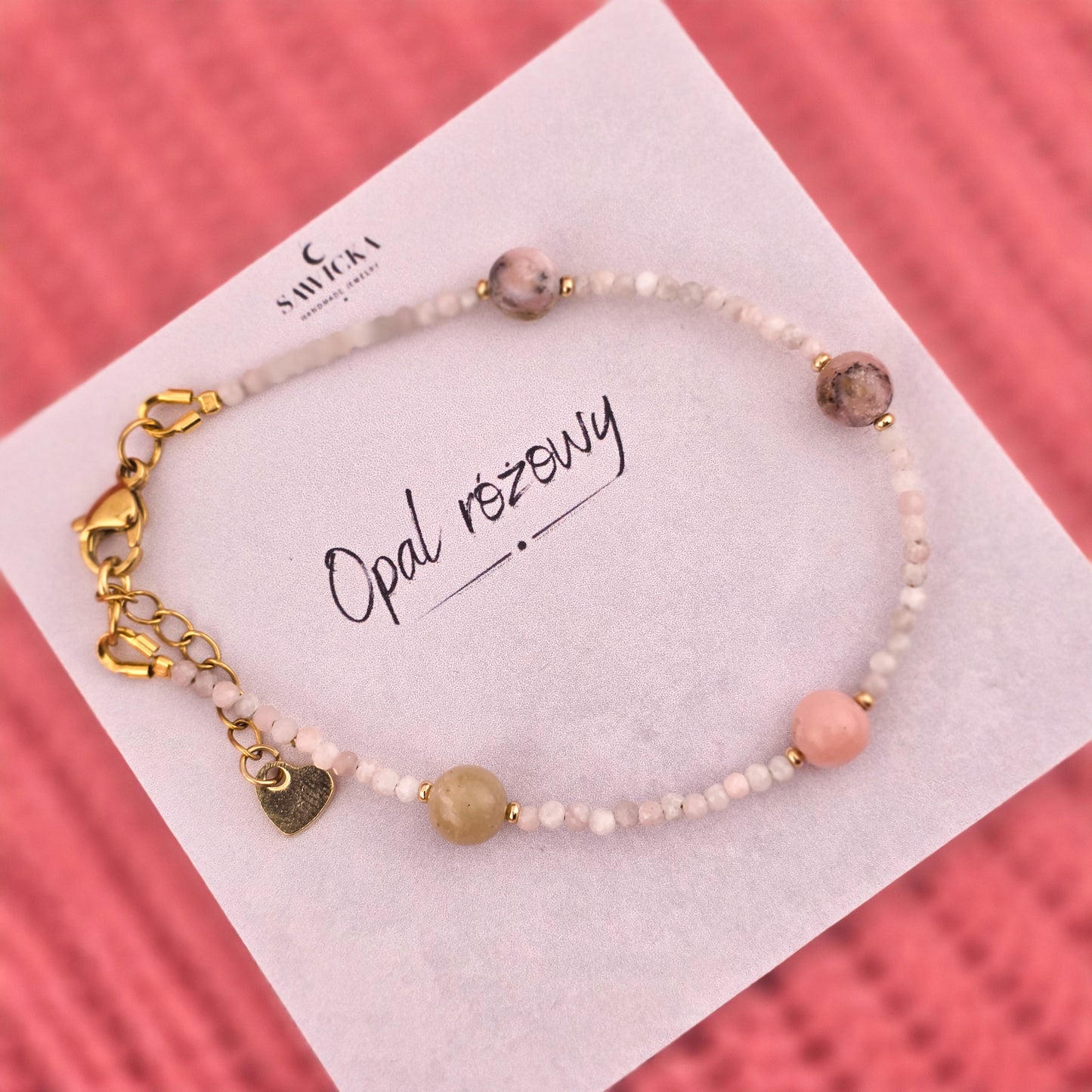 BRANSOLETKA Z OPALI RÓŻOWYCH NA ŻYŁCE